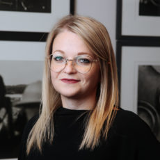 Portrait d'Audrey Bertrand avocate cabinet Pechenard et associés par Velvet Studio Photo